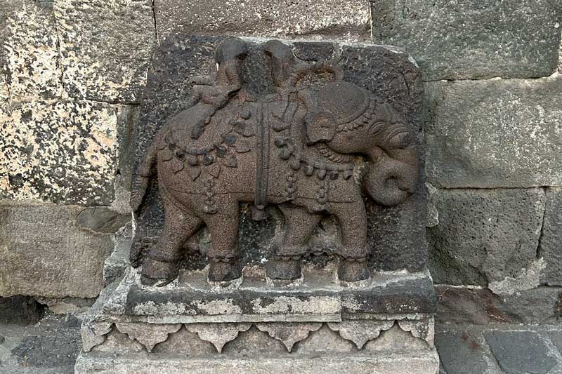 Elephant sculpture on the one of the door of the fort